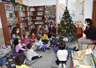 Story Telling in the Library (5)