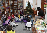 Story Telling in the Library (6)